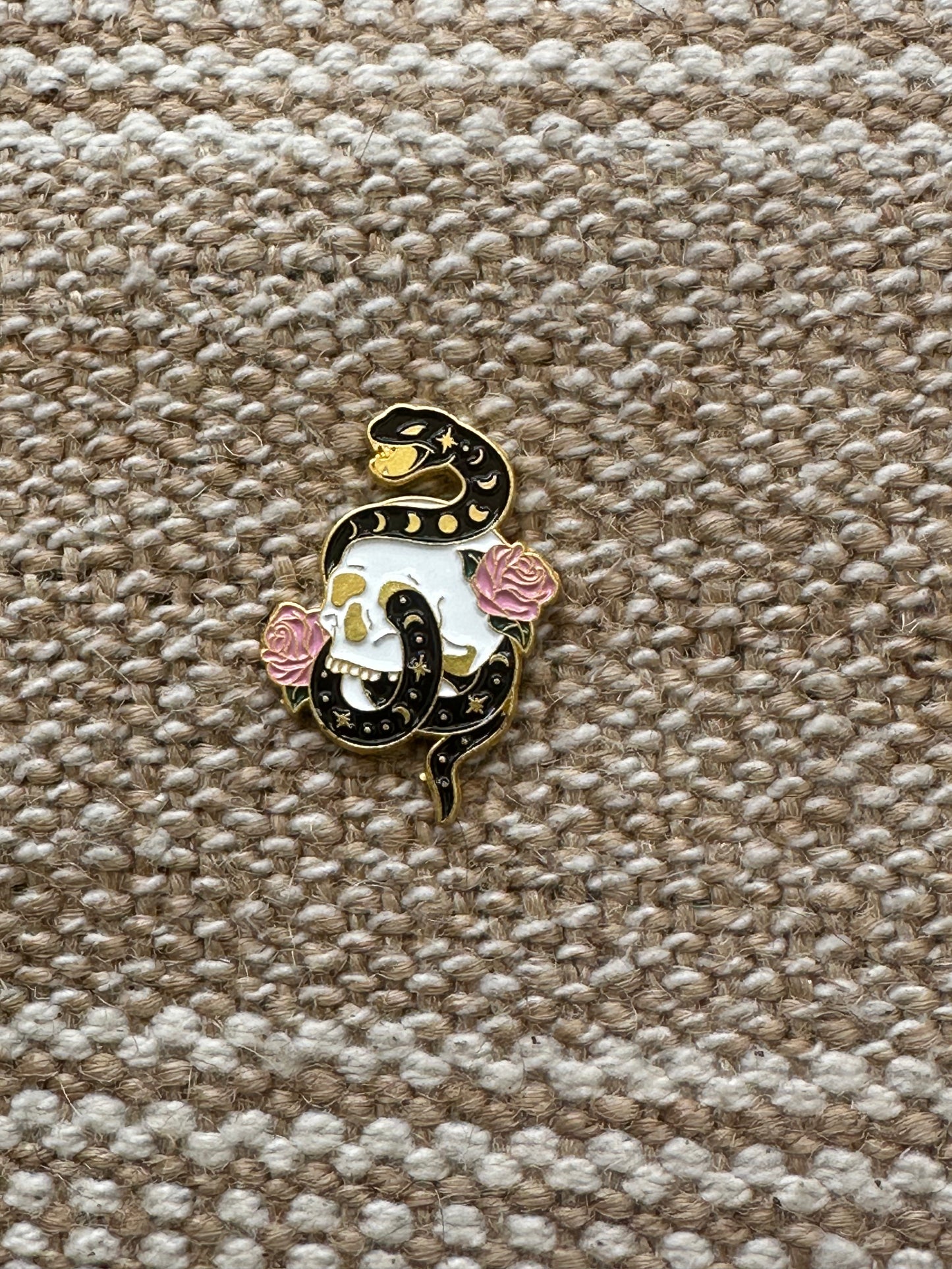 Snake Skull!